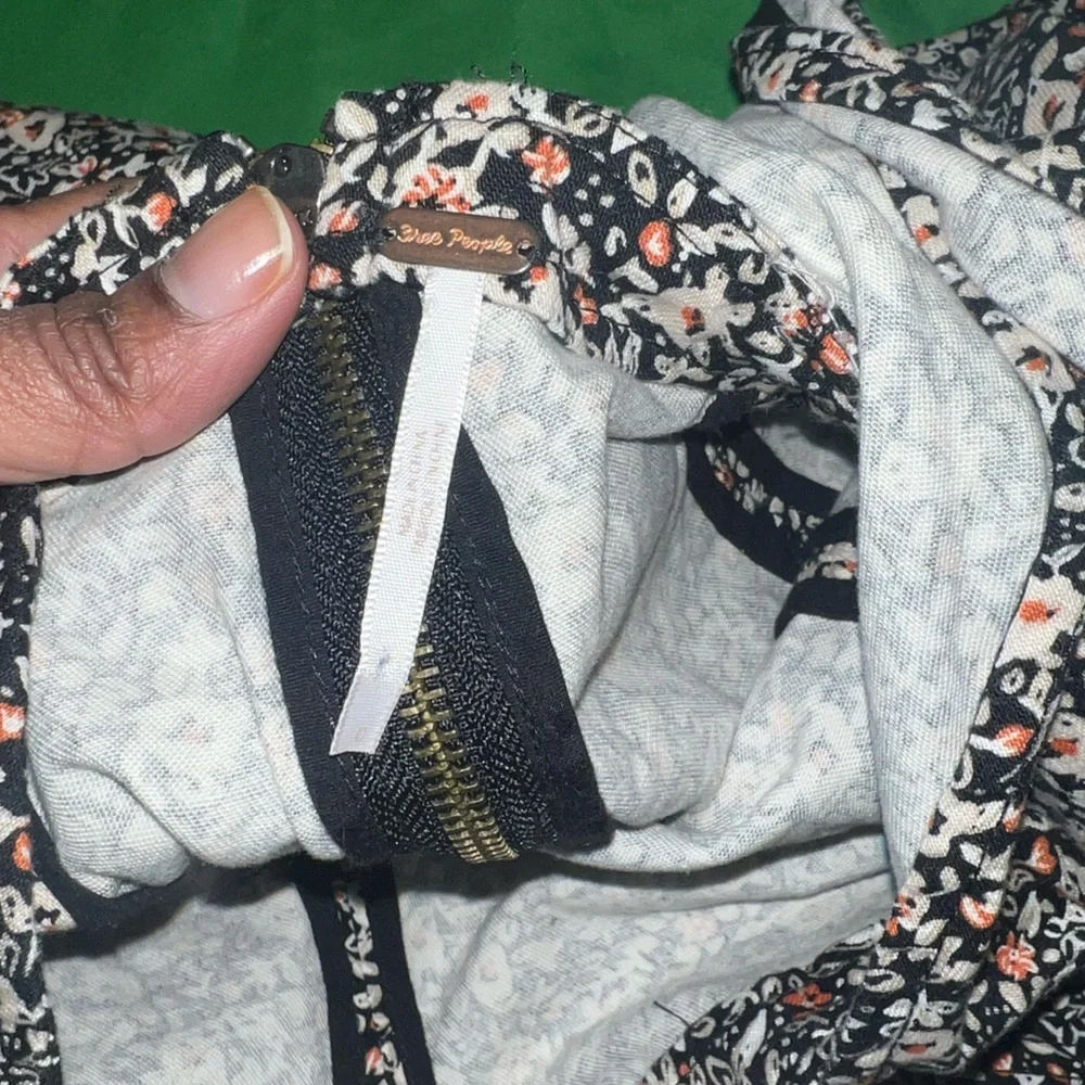 Free People Black/ Orange & Tan Floral Backless Mini Halter Dress size 0 - Picture 7 of 7